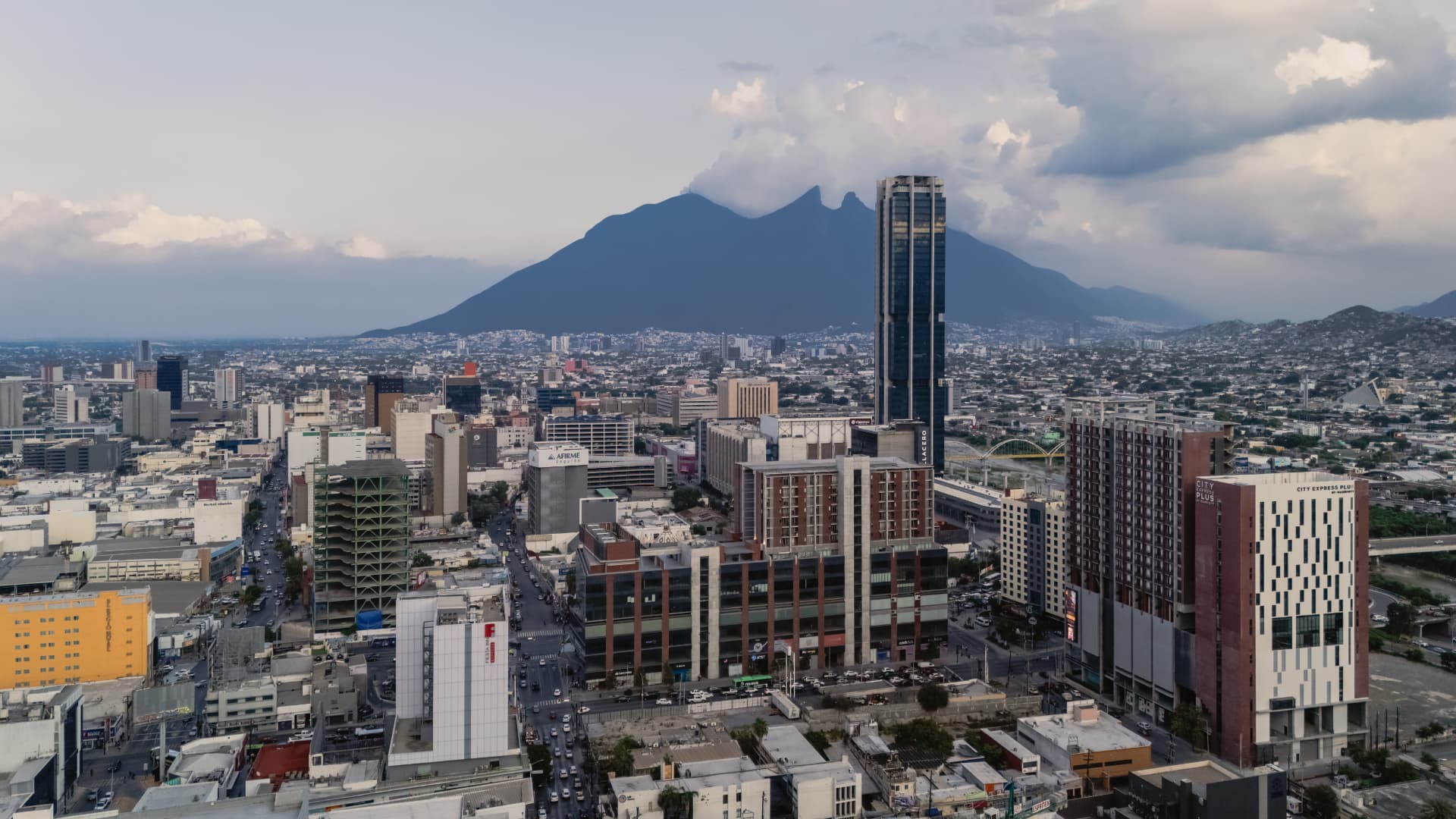 Monterrey skyline